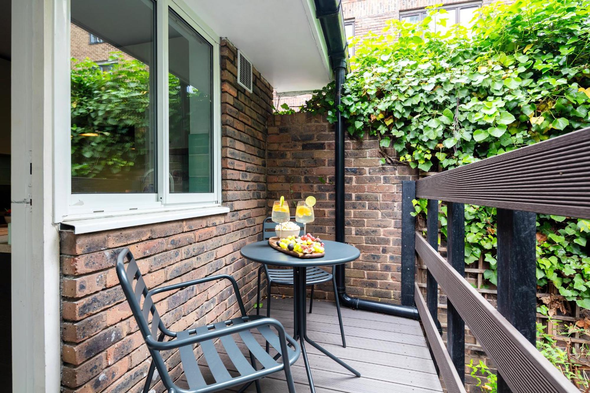 Willa Rare 4Beds Townhouse In Kensington With Patio Londyn Zewnętrze zdjęcie